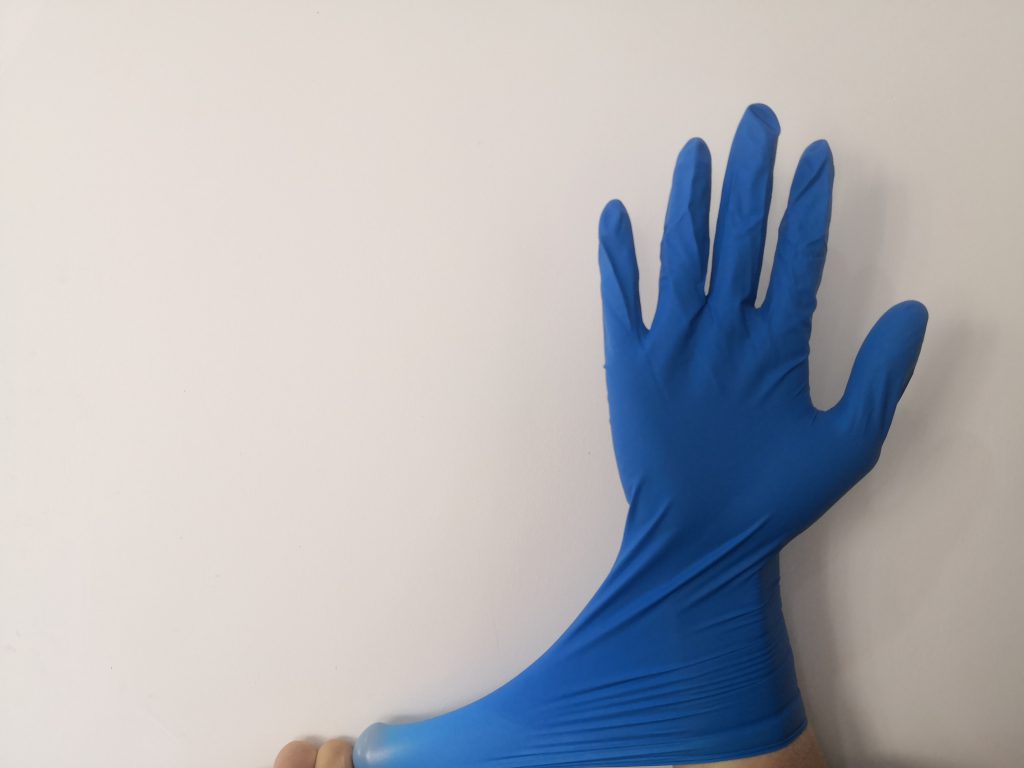 disposable-nitrile-gloves-hunan-zhregion-ltd